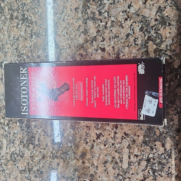 ISOTONER GLOVES - Picture 2 of 6